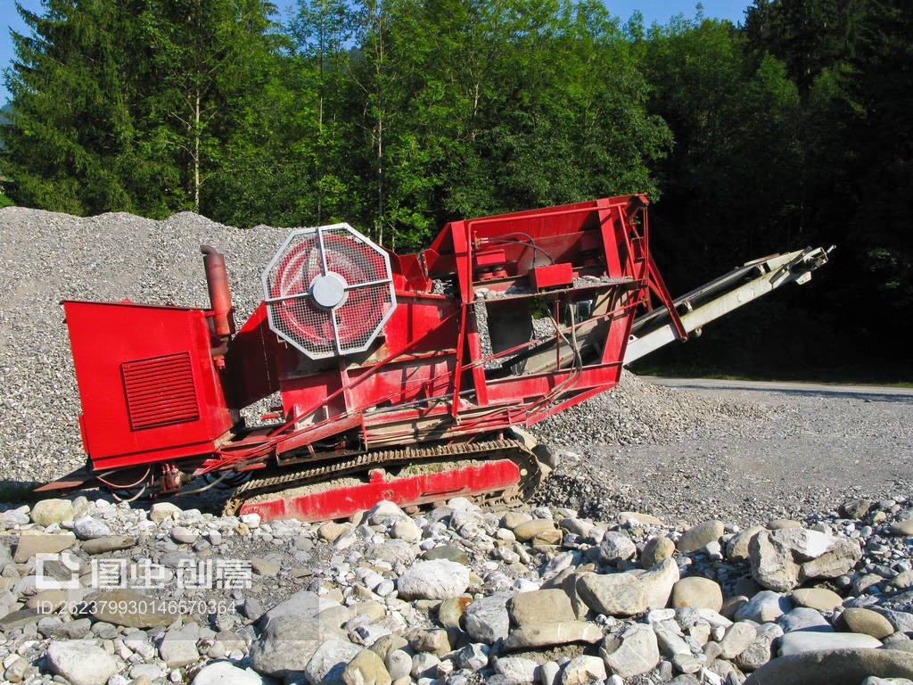 碎石机machines for crushing stones